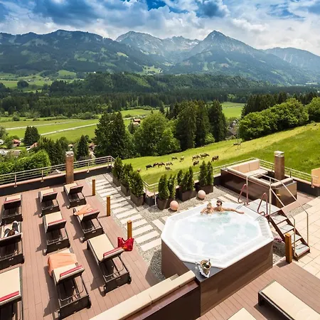 Allgaeuhotel Tanneck 4*